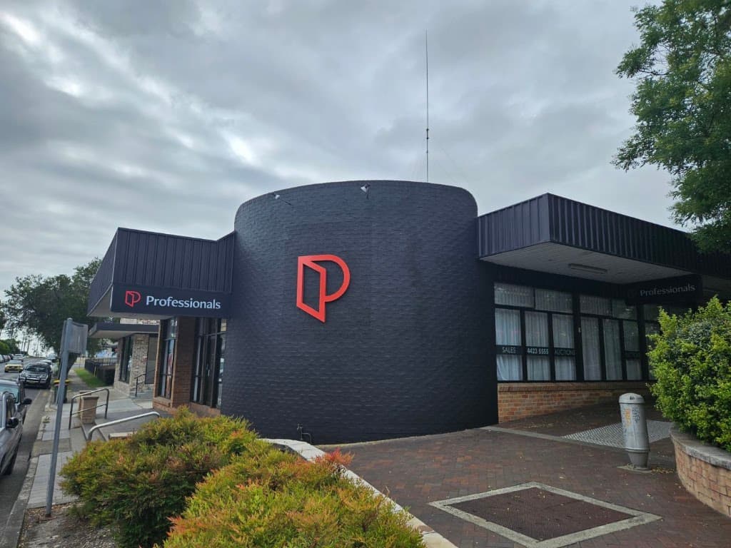 Professionals Nowra
