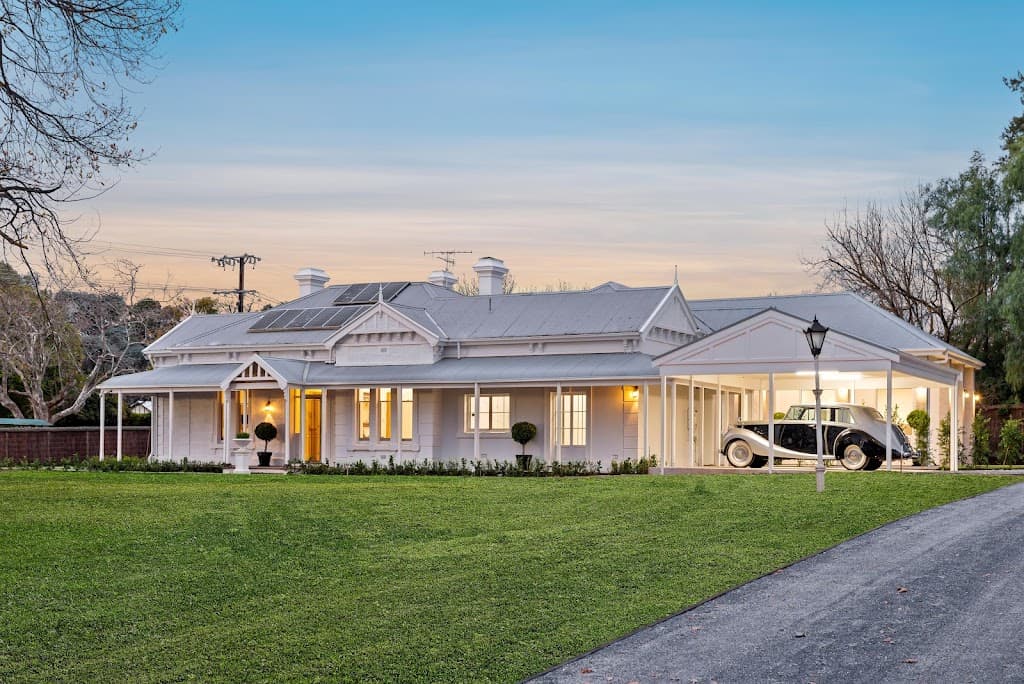 Giordano & Partners | Luxury Real Estate Collection