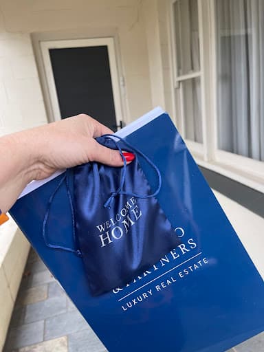 Giordano & Partners | Luxury Real Estate Collection — Customer photo